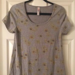 Lularoe sunflower shirt